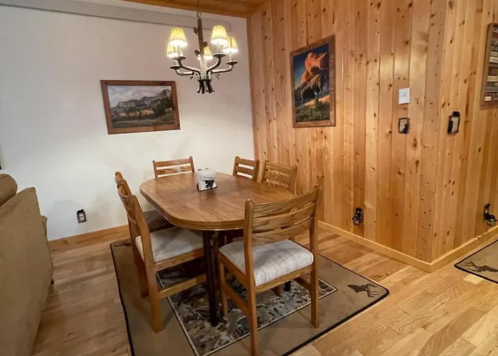 Holiday home 2 Bed 2 Bath Barndominium Unit A