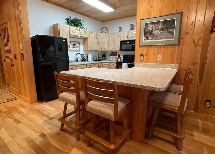 Holiday home 2 Bed 2 Bath Barndominium Unit A